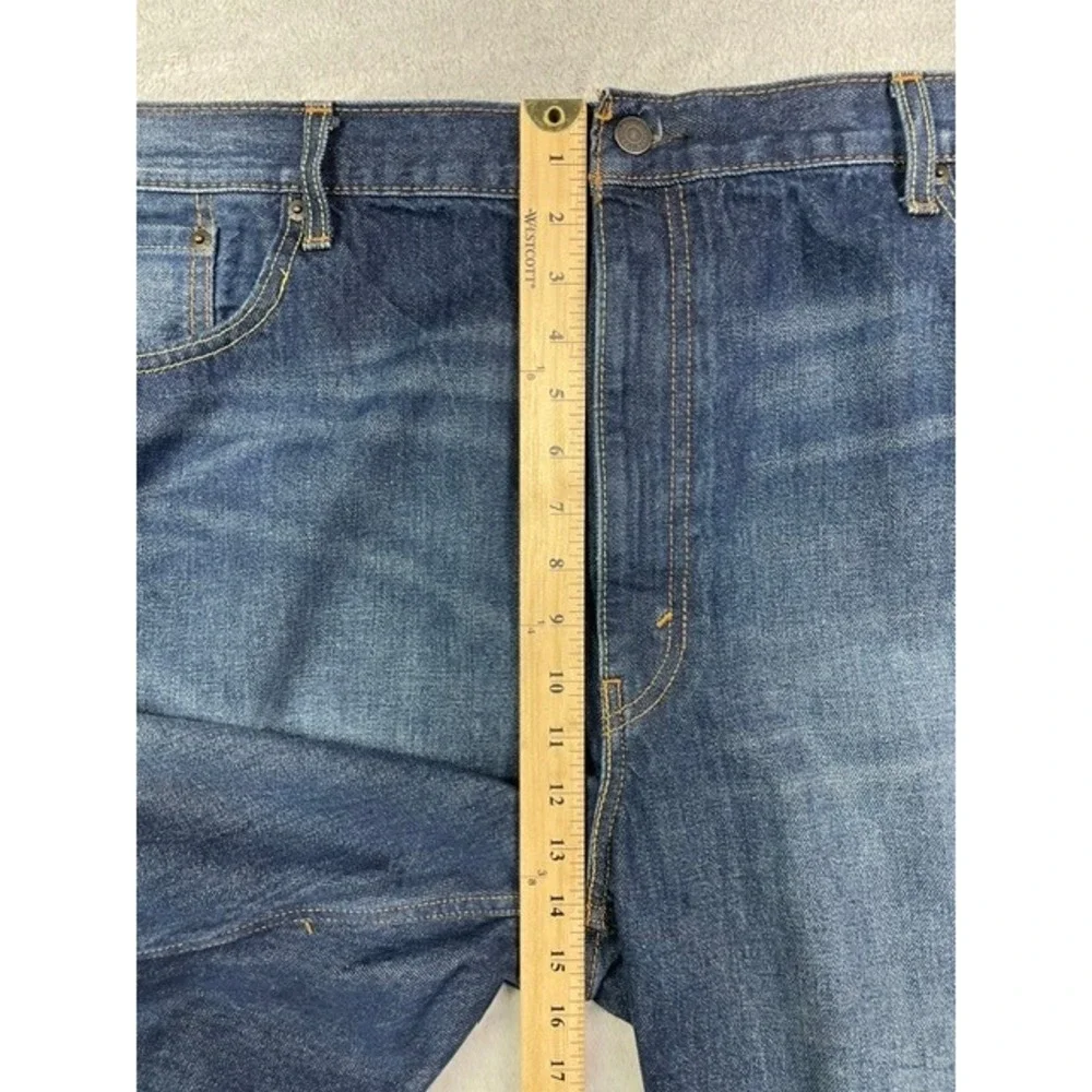 Levi's 569 Loose Straight Denim Shorts Men Size 42 Blue Medium Wash Jean Shorts
